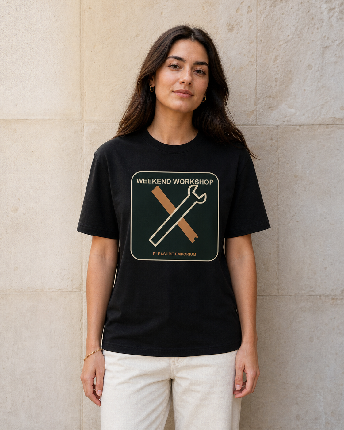 Weekend Workshop Organic T-Shirt in Black — model visualisation