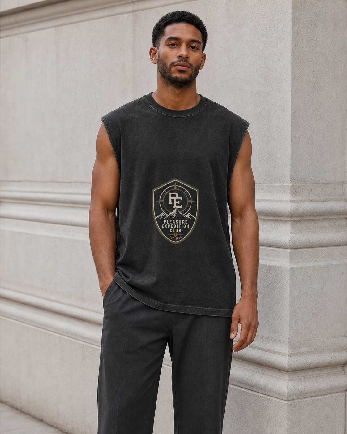 Expedition Heavy Faded Tank in Faded Black — model visualisation